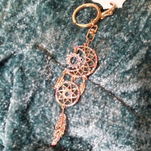 Gold Dreamcatcher Keychain/ Bagcharm Multicolored Crystal Nwt - Picture 1 of 5